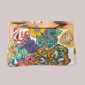 🌻 Vintage 70s Tapestry Clutch 🌻